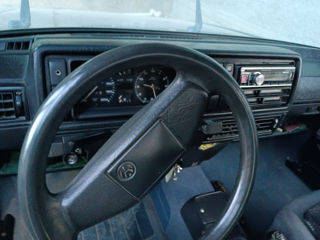 Volkswagen Jetta foto 2