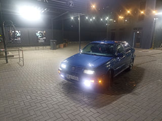 Volkswagen Vento foto 7