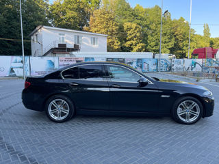 BMW 5 Series foto 4