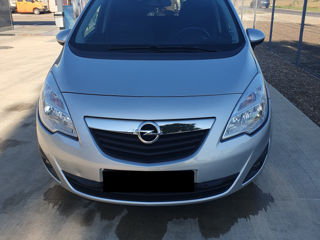 Opel Meriva foto 1