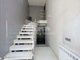 Spațiu comercial, 60 mp, Centru, 1200 € ! foto 9