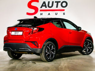 Toyota C-HR foto 3