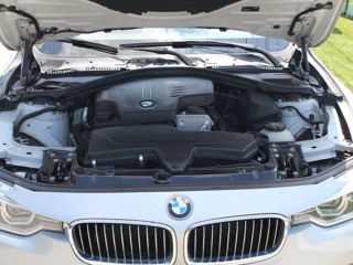 BMW 3 Series foto 4