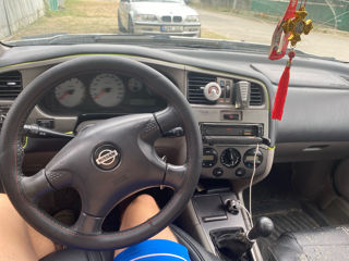 Nissan Primera foto 6