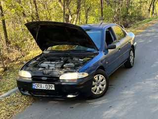 Ford Mondeo foto 9