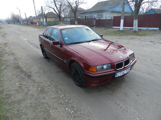 BMW 3 Series foto 1