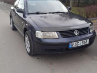 Volkswagen Passat foto 2