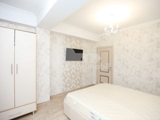 Apartament cu 2 camere, 70 m², Centru, Chișinău foto 7