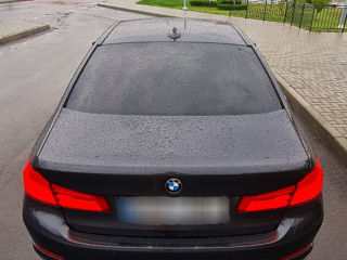 BMW 5 Series foto 8