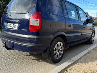 Opel Zafira foto 6