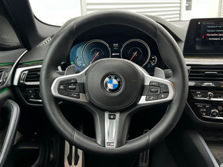 BMW 5 Series foto 10