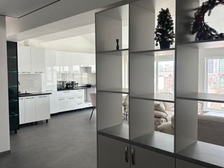 3-комн. кв., 97 м², 9/9 эт.