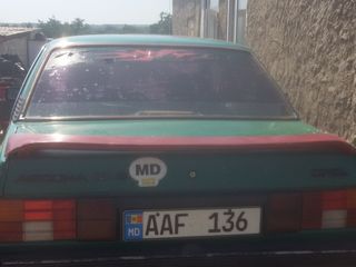 Opel Ascona foto 4