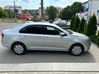 Skoda Rapid foto 2