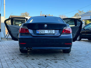 BMW 5 Series foto 4