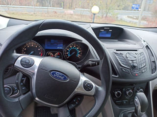 Ford Escape foto 5