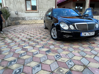 Mercedes E-Class foto 4