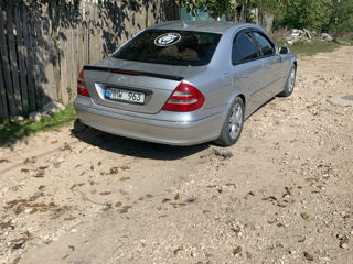 Mercedes E-Class foto 3