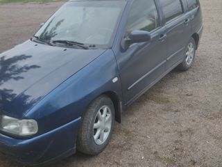 Volkswagen Polo foto 2