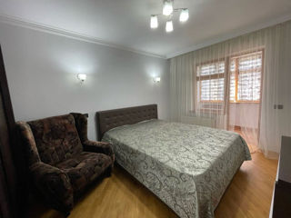 Apartament cu 2 camere, 57 m², Botanica, Chișinău foto 2