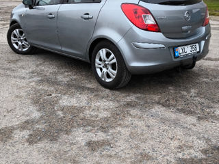 Opel Corsa foto 4