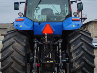 New Holland T8 320 foto 5