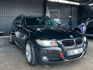 BMW 3 Series foto 8