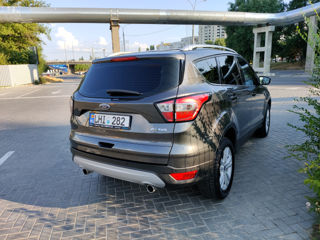 Ford Kuga foto 4