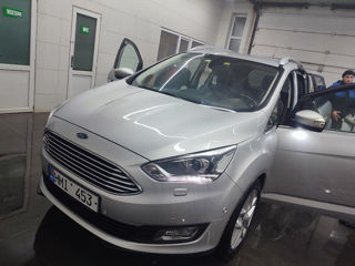 Ford Grand C-MAX foto 3