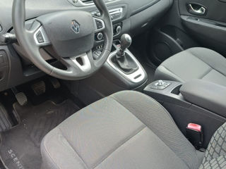 Renault Grand Scenic foto 8