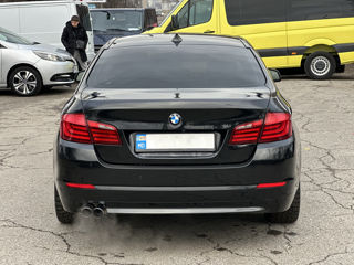 BMW 5 Series foto 5