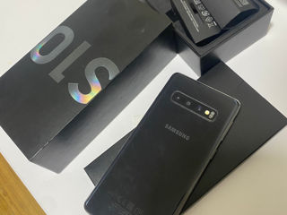 Срочно Samsung S10 8/128 GB