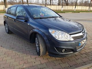 Opel Astra foto 2