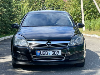 Opel Astra foto 2