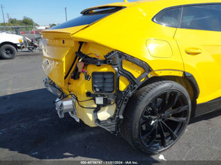 Lamborghini Urus foto 10