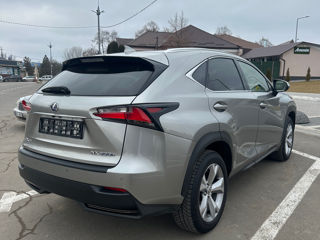 Lexus NX Series foto 5