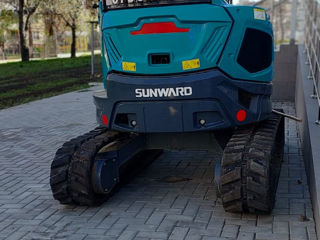 Vânzare excavator Sunward  SWE 25F foto 5