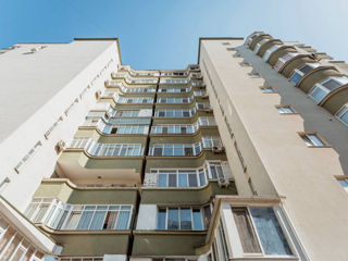 3-комн. кв., 98 м², 2/10 эт.