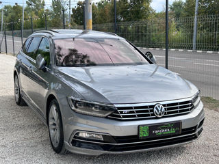 Volkswagen Passat foto 1