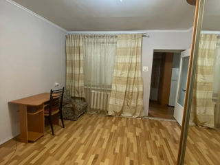 Apartament cu 1 cameră, 34 m², Centru, Chișinău