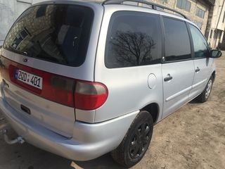 Volkswagen Sharan foto 5