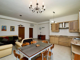 Apartament cu 1 cameră, 90 m², Centru, Chișinău foto 2