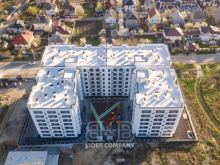 Apartament cu 2 camere, 66 m², Buiucani, Chișinău foto 2