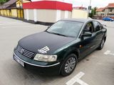 Volkswagen Passat foto 1