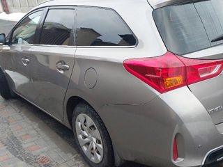 Toyota Auris foto 5