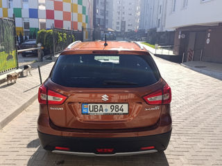 Suzuki S-Cross foto 5