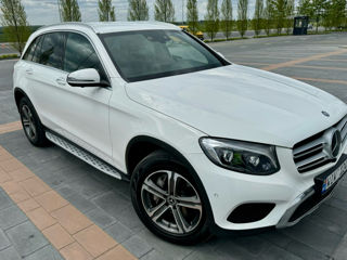 Mercedes GLC foto 1