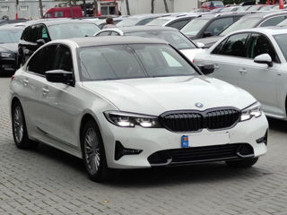 BMW 3 Series foto 4