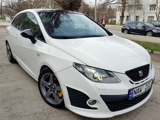 Seat Ibiza foto 1