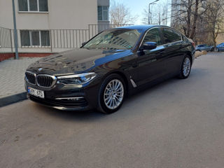 BMW 5 Series foto 1